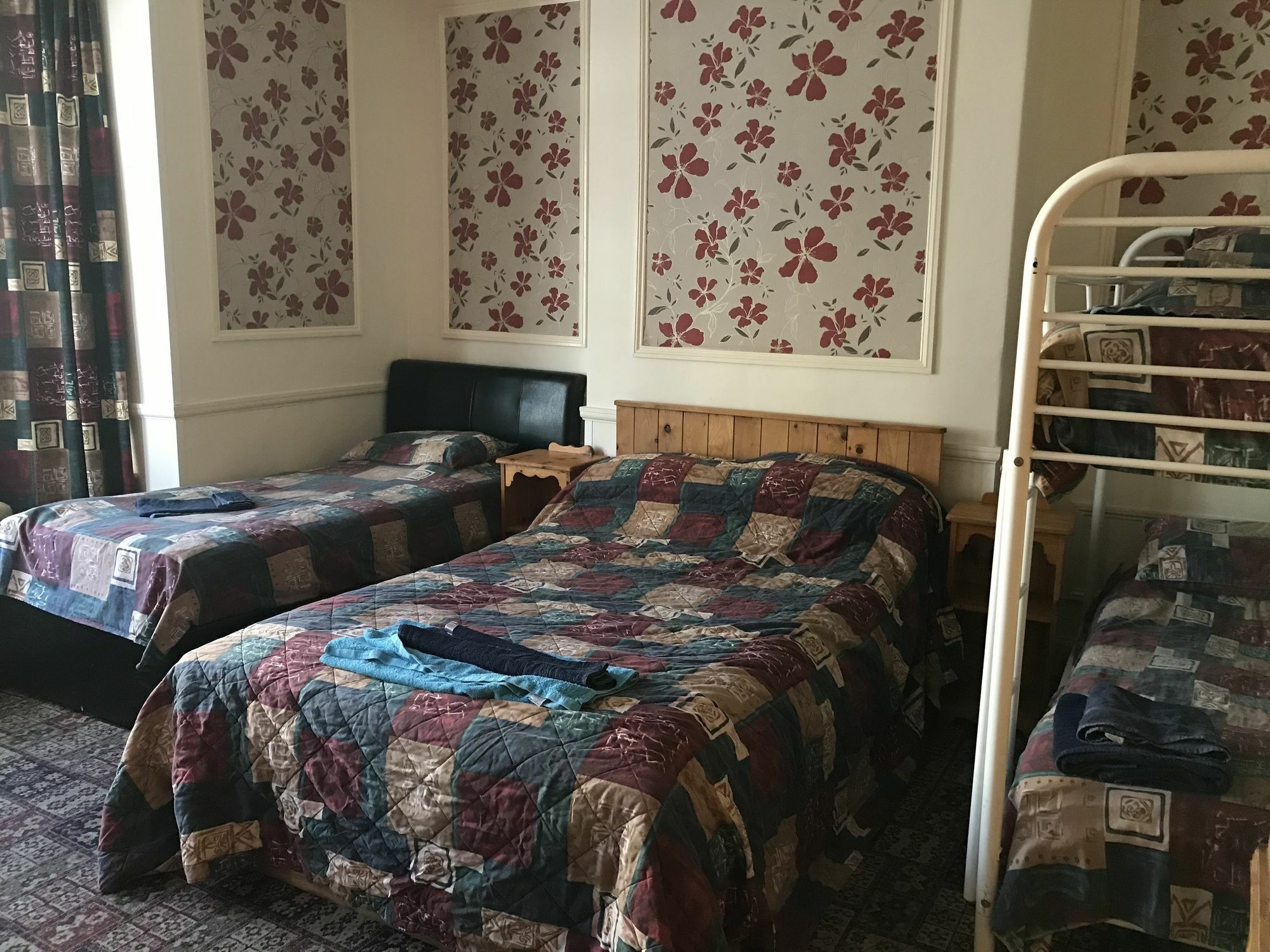 Hotel Fawlty Towers Great Yarmouth Zewnętrze zdjęcie